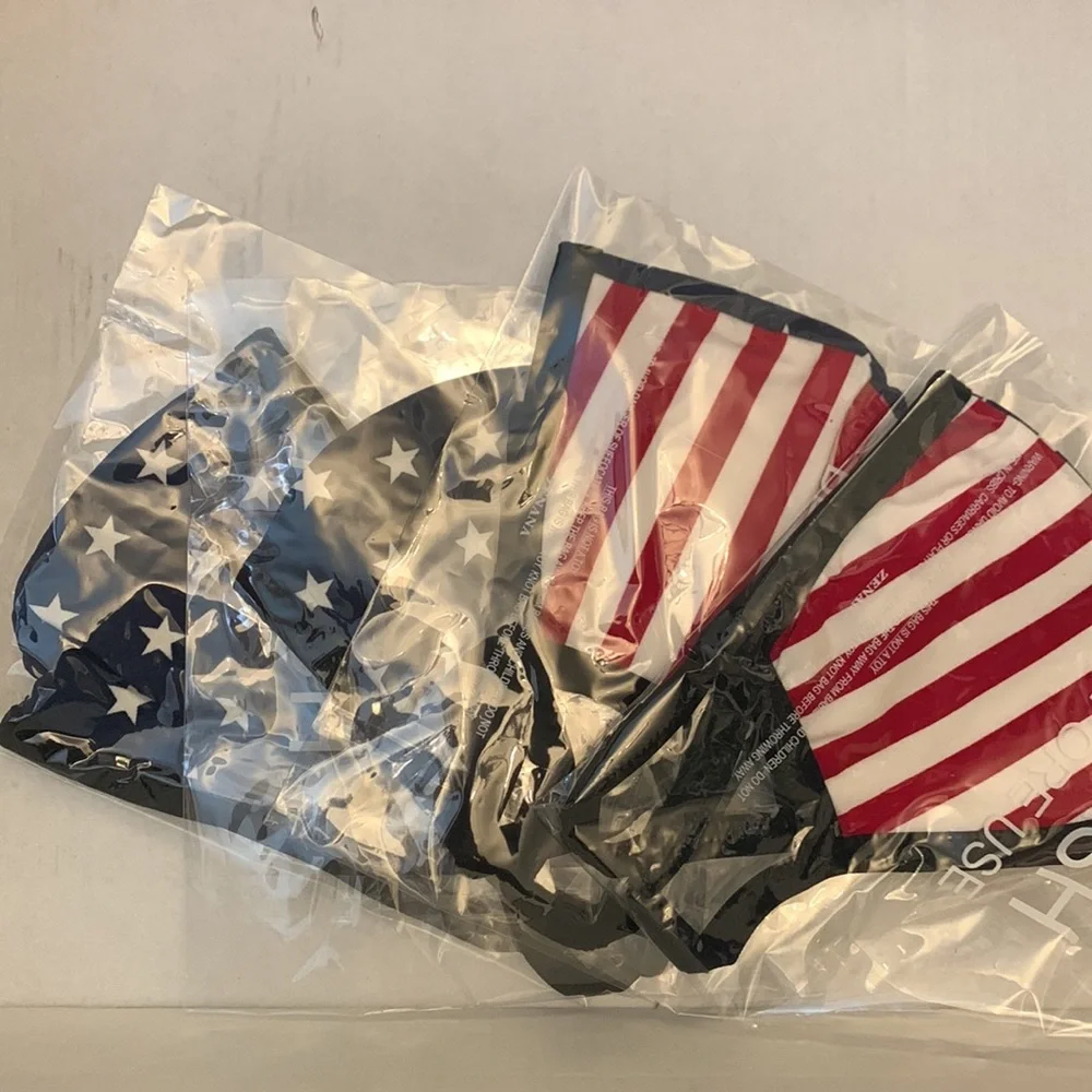 NIB 4- American Flag Facemasks